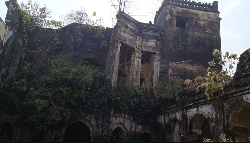 File:OldTamkuhiPalace.png